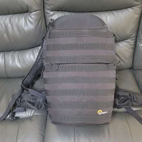 放售Lowepro 450 AW，黑色相機背包 (八成新，行貨，齊配件)