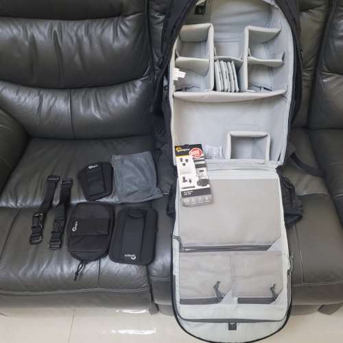 放售Lowepro 450 AW，黑色相機背包 (八成新，行貨，齊配件)