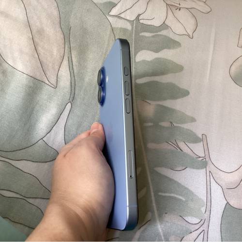 iphone 17 256GB 港版，100電33次充電全原裝