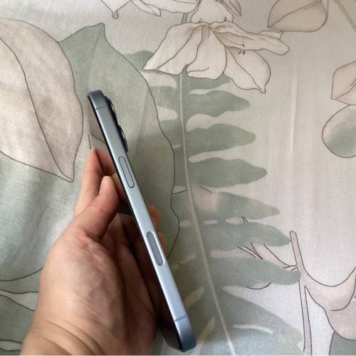 iphone 17 256GB 港版，100電33次充電全原裝