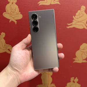 全網最平🔥Samsung galaxy fold 6 12+512美版單卡+esim銀色