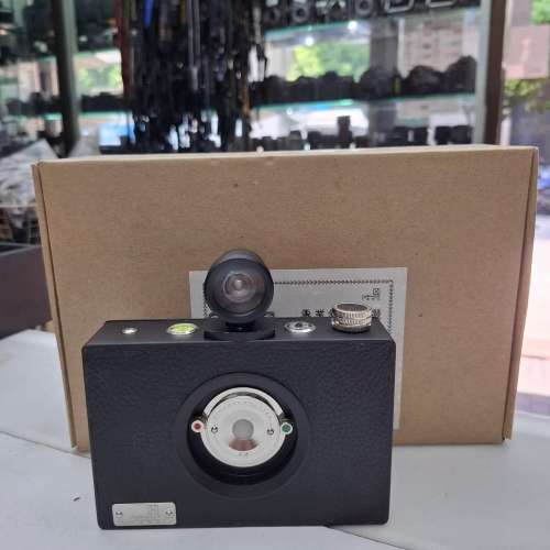 八旗針孔 645 6x6 6x9 612 LIKE NEW