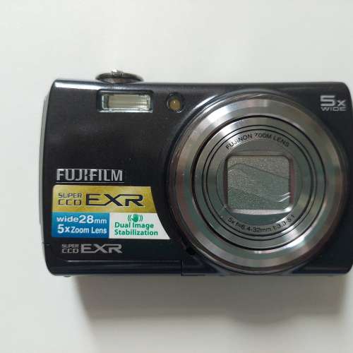 FUJIFILM FINEPIX F200EXR