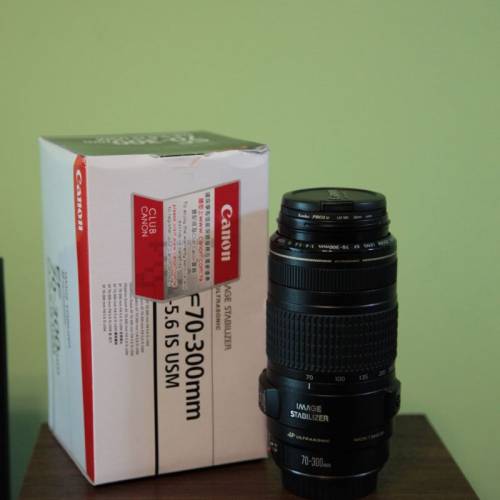 Canon EF 70-300mm f/4-5.6 IS USM有盒