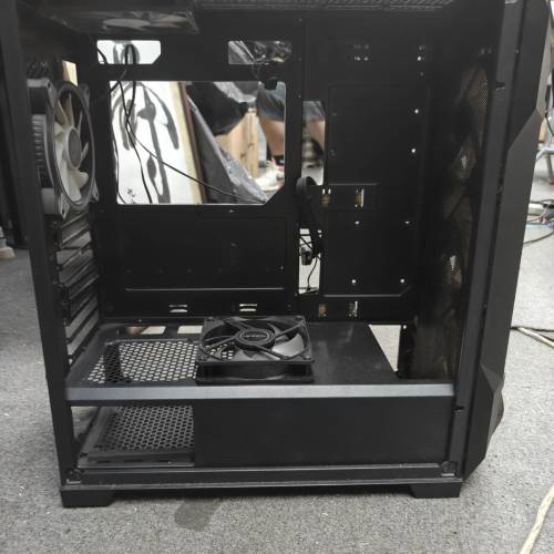 ANTEC DF600 FLUX 機箱