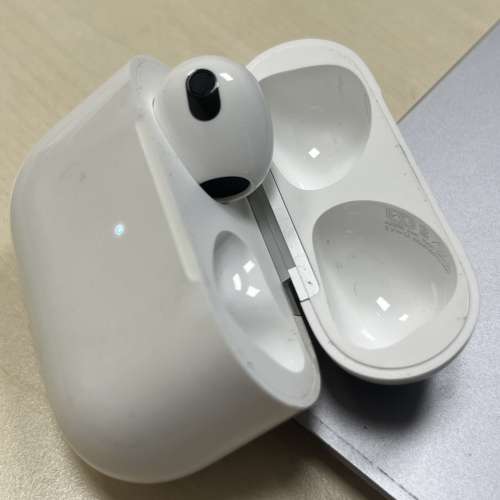 無反應 AirPods 3 (零件價清理）