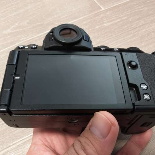 放 95%新 極新淨 Fujifilm X-S10 連 XF 23mm F2 WR (有盒有單全套)