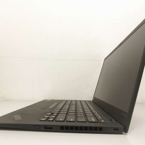 Lenovo ThinkPad X1 Carbon Gen8，i7-10510U，16G ram，256GB SSD，14"IPS LCD，Win...