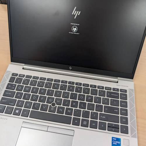 90%新 HP EliteBook 840 G8 14吋  i5-1145G7 256GB SSD 16GB RAM Windows 11 PRO