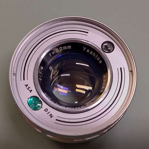 Yashica Yashinon 32mm f1.4