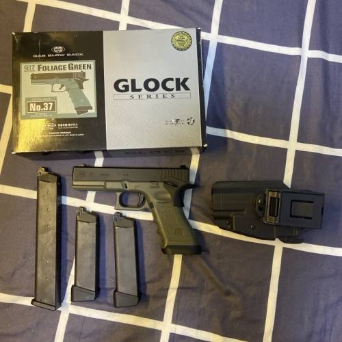 marui glock 17 custom gas blow back 手槍 送快拔槍套+3個彈匣（1長2短）