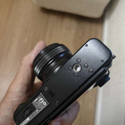 Fujifilm   X20