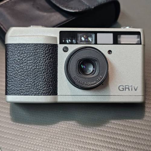 RICOH GR1V