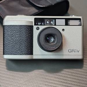 RICOH GR1V
