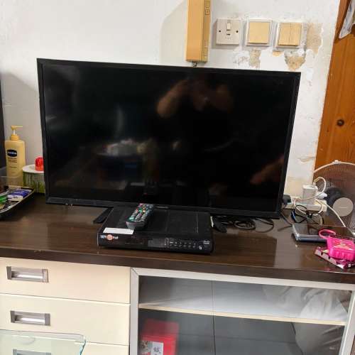 Panasonic 32吋電視機