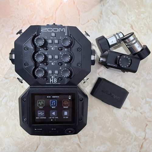 Zoom H8 Handy Recorder  蜘蛛腳  12 軌手提數碼立體聲錄音機