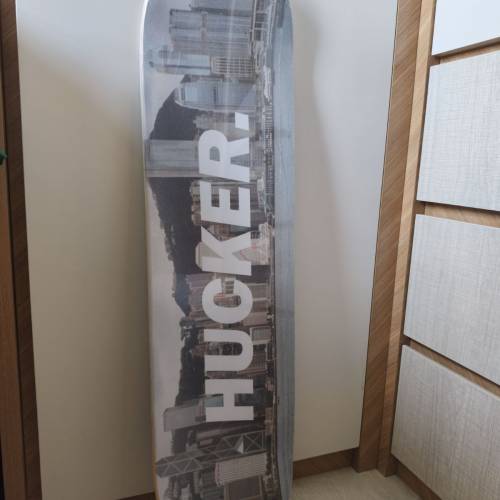 Hucker Asia 香港天際線滑板板面 Skateboard Deck 僅板面無輪子