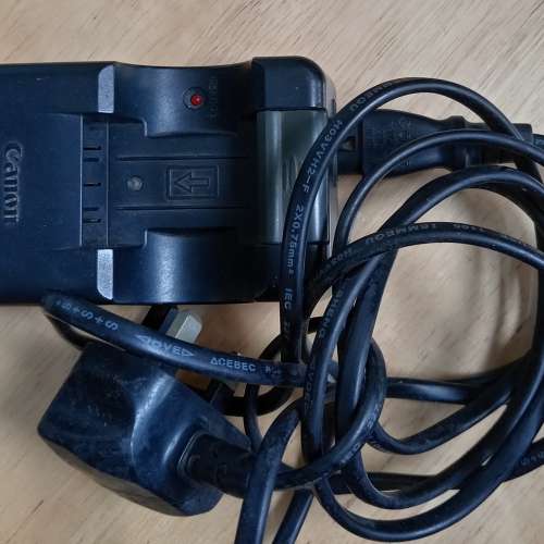壞Canon Digital IXUS數位相機(因無電池無法開機測試)