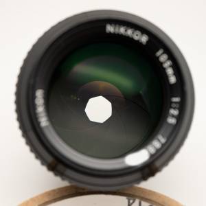 Nikon 105mm f/2.5 AI 鏡頭