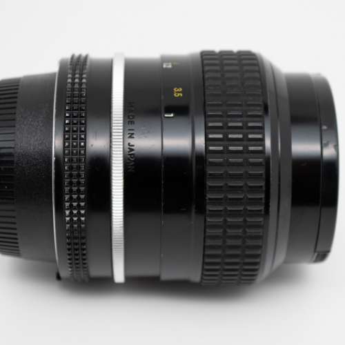 Nikon 105mm f/2.5 AI 鏡頭