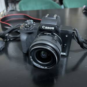 Canon eos m50