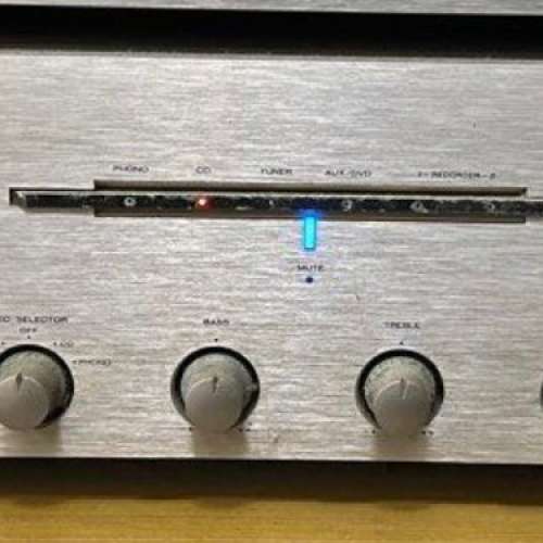 Marantz PM-7001 合併擴音機