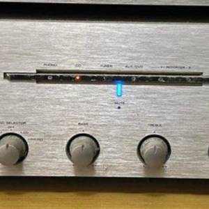 Marantz PM-7001 合併擴音機