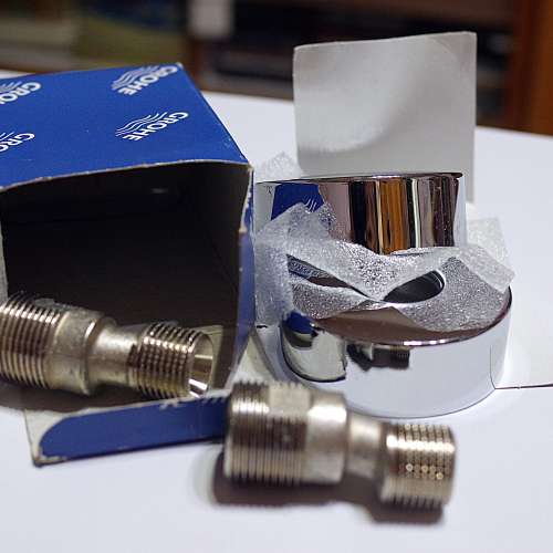 德國GROHE 12679 浴缸龍頭修飾蓋 110元 美國福馬牌風琴喉300~600MM. 全新末用.原價...