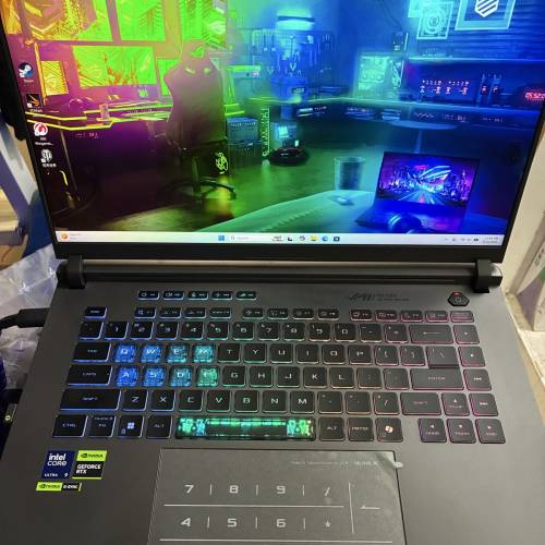 ROG G16 strix RTX5080/U9-275HX/16GB/1TB/Gaming Laptop/電競手提電腦