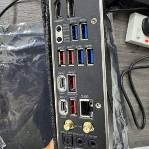MSI MAG Z790 TOMAHAWK WIFI DDR5主機板 / 送雙塔CPU 散熱器