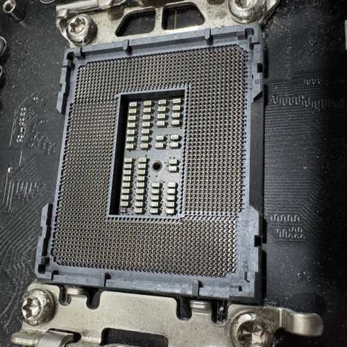 MSI MAG Z790 TOMAHAWK WIFI DDR5主機板 / 送雙塔CPU 散熱器
