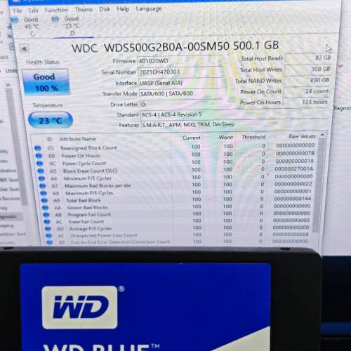 Crucial  MX500 500GB SSD