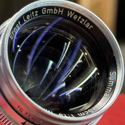Leica Summarit 50mm f1.5 M lens with cap