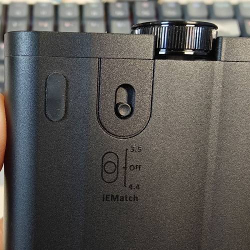 iFi iDSD Gryphon Black 便攜式解碼耳擴