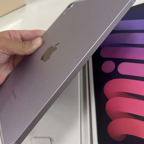 5G版99新iPad mini A17pro 128gb,港行極新少用，電池健康度100，所有功能正常！不議...