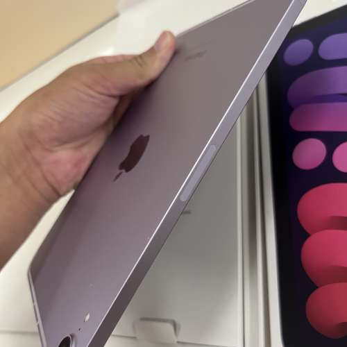 5G版99新iPad mini A17pro 128gb,港行極新少用，電池健康度100，所有功能正常！不議...