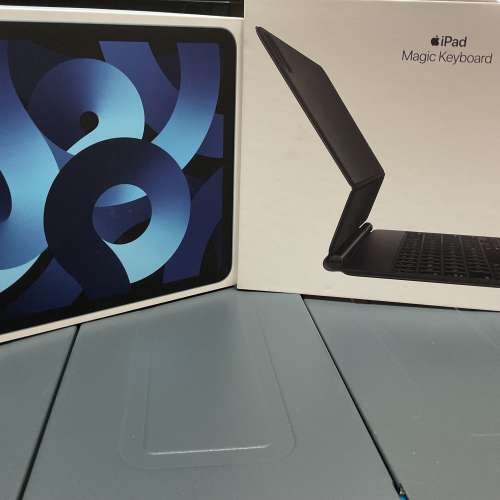 Apple Ipad Air(5th gen) 64gb 藍色with magic keyboard