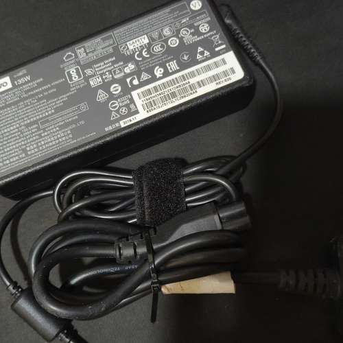 原裝 LENOVO  135W 變壓器 ADL135NDC3A  20V 6.75A