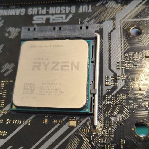 TUF B450M-PLUS GAMING 主版連 AMD Ryzen 5 2600X