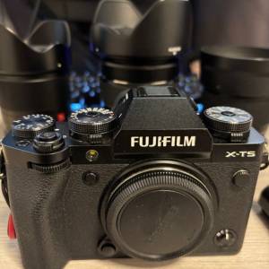 FUJIFILM X-T5 XT5 X T5 富士靚色 新淨 camera body