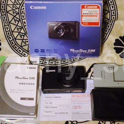 大熱CCD機王 日本制造 港行全套有盒 Canon PowerShot S95 Digital Camera f/2.0大...