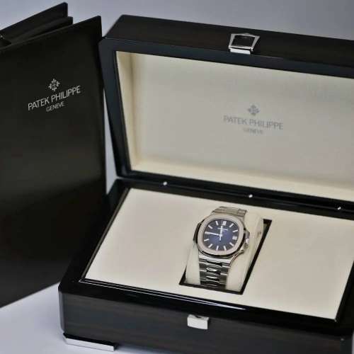 Patek Philippe Nautilus Stainless Steel/ Black-Blue Dial (5711/1A-010)