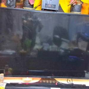 Samsung 49 吋 smart tv,開唔機