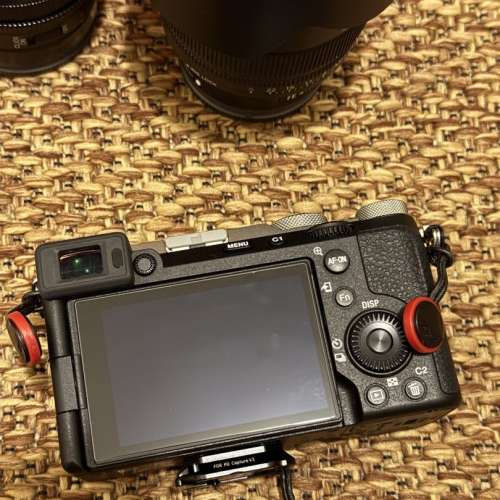 Sony A7C II + 20-70mm F4 G + 40mm F2.5 G +  ECM-W2BT + ECM-LV1