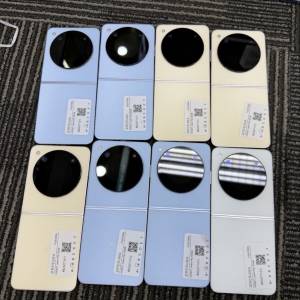 ZTE libero flip 5G 128gb 摺疊機 1100$