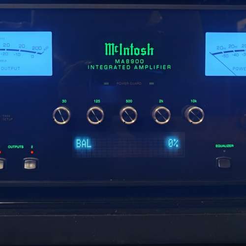 Mclntosh MA8900 integrated amplifier