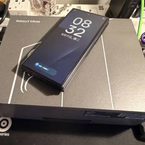 Samsung Galaxy Z TriFold  16 + 1T