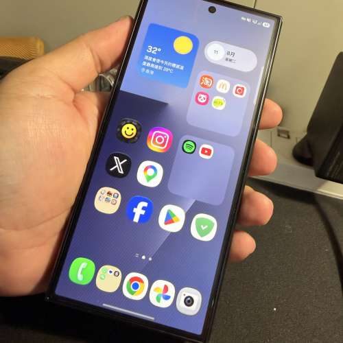 Samsung Galaxy Z TriFold  16 + 1T