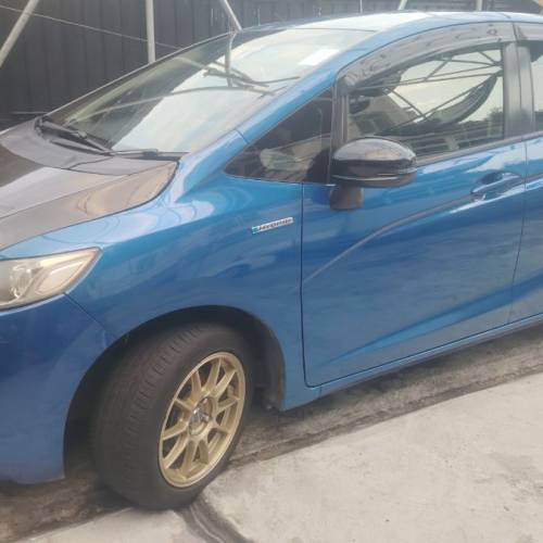 Honda fit hybrid
