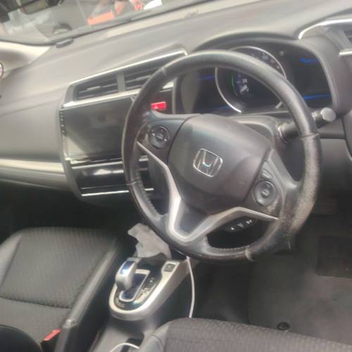 Honda fit hybrid